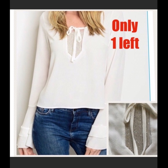 ⚠️only 1 left⚠️bell-sleeve sparkle off white top - Picture 2 of 8